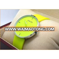 OEM Customized Fashion Boys Girls Geneva Silicone Sport Rubber Wristband Watch